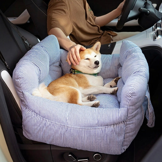 Dog Booster Car Seat – Adjustable Harness & Semi-Enclosed Design