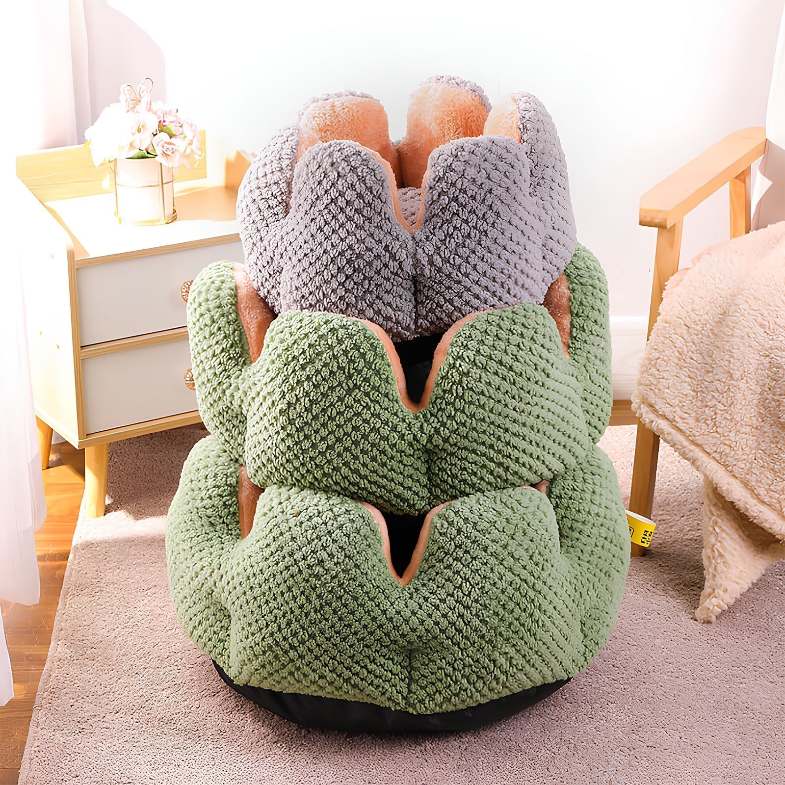 Cactus Collection | Pet Bed for Cats & Small Dogs with Soft Plush Material | Cozy Retreat for Ultimate Comfort 2