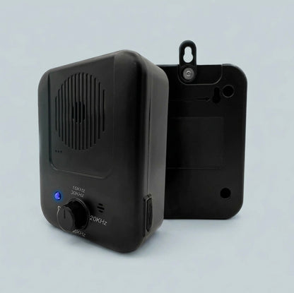 Ultrasonic Bark Control Device – 3 Range Settings & USB Rechargeable